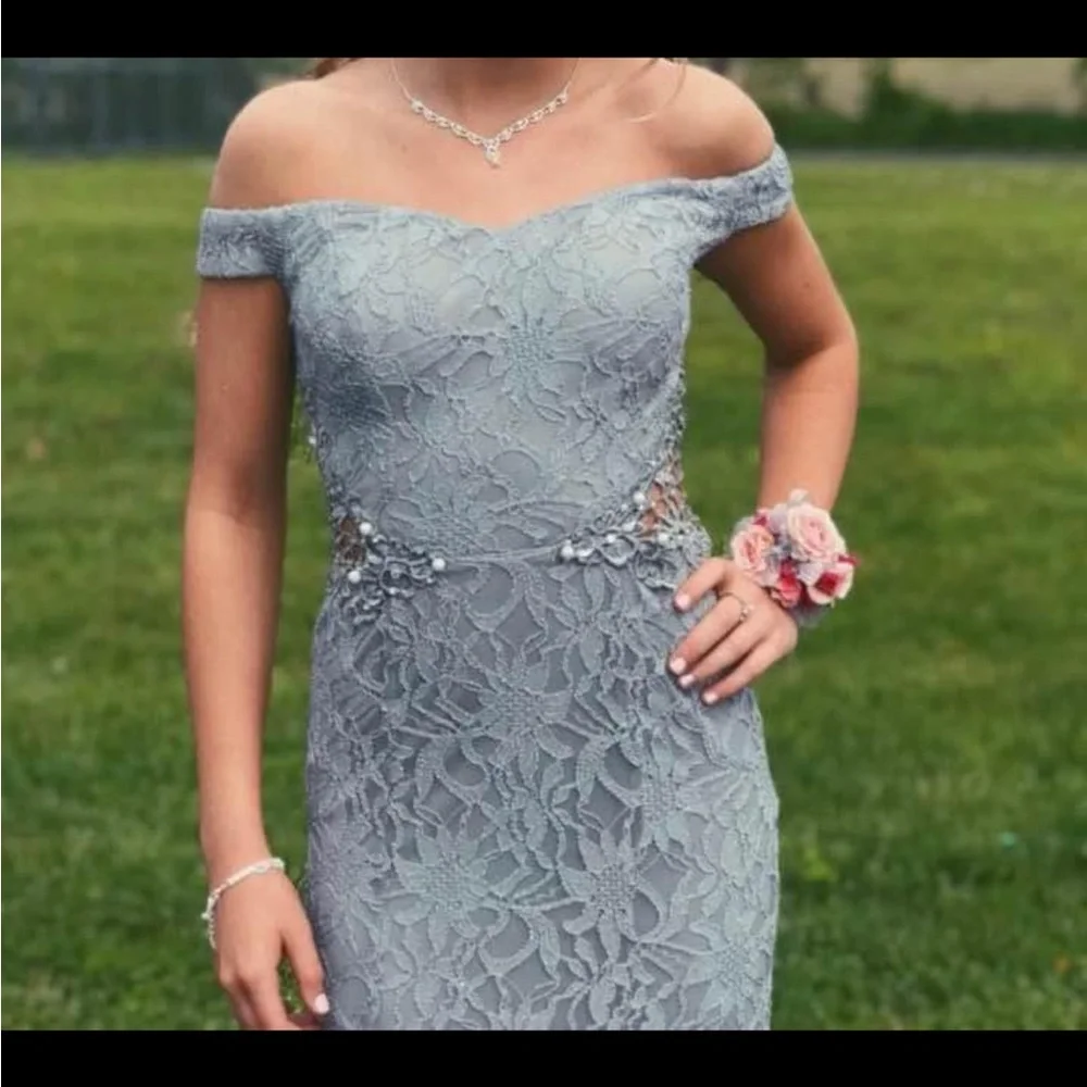 Prom Dress - Picture 5 of 6